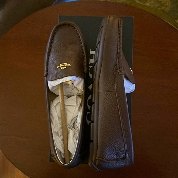 NEW IN BOX Coach Marley Leather Loafers Size 10 - Picture 1 of 3